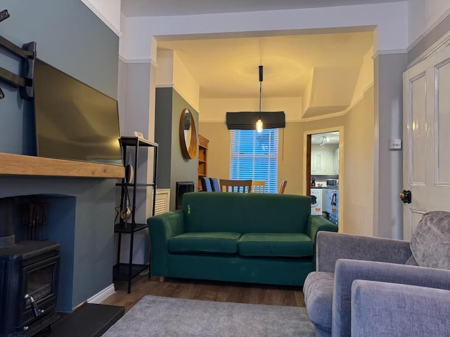 Stylish, Spacious And Central 4 Bedroom House Belfast Buitenkant foto